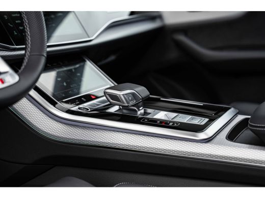 Audi Q8 55 TFSI e quattro Pro Line | Panoramadak | Trekhaak | HUD | Bang & Olufsen | Nachtzichtassistent ... ActivLease financial lease