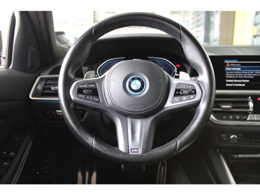 BMW 3 Serie Touring 320e Business Edition Plus | SOH 93% | M-sport | Ledere bekleding | Elektrische achterkle... ActivLease financial lease