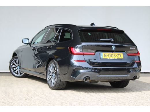 BMW 3 Serie Touring 320e Business Edition Plus | SOH 93% | M-sport | Ledere bekleding | Elektrische achterkle... ActivLease financial lease