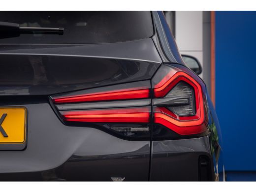 BMW iX3 Executive 80 kWh | Pano | Elek. Stoelen met Memory | Elek. achterklep | Apple Carplay | Achteruit... ActivLease financial lease