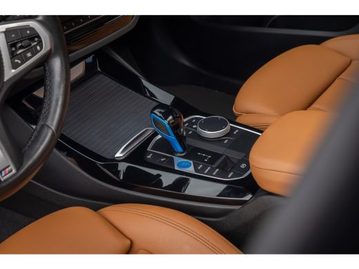 BMW iX3 Executive 80 kWh | Pano | Elek. Stoelen met Memory | Elek. achterklep | Apple Carplay | Achteruit... ActivLease financial lease