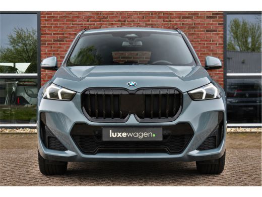 BMW X1 xDrive25e M-Sport Premium 18inch Leder Camera ACC-voorbereiding ActivLease financial lease