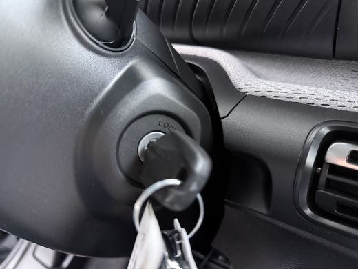 Citroën C3 Max | Achteruitrijcamera | Dagrijverlichting | Draadloze telefoonlader ActivLease financial lease