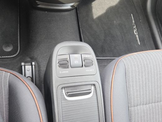 Fiat 500 Icon 42 kWh SOH 94,12% | Camera | Full map navigatie | Carplay/android auto | 16 inch lmv | ActivLease financial lease