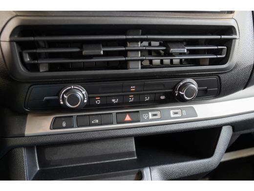 Fiat E-Scudo L3 75 kWh | SOH 97% | Camera | Laadruimtepakket | Apple Carplay & Android Auto | Buitenspiegels e... ActivLease financial lease