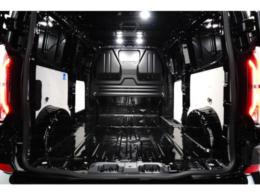 Ford E-Transit Custom E-Transit Custom 340 L2H1 Limited Apple carplay en Android auto | Full Led | 3 - Zitplaatsen | ActivLease financial lease