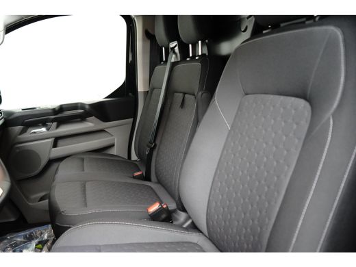 Ford E-Transit Custom E-Transit Custom 340 L2H1 Limited Apple carplay en Android auto | Full Led | 3 - Zitplaatsen | ActivLease financial lease