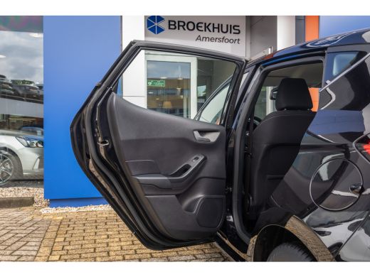 Ford Fiesta 1.0 EcoBoost Hybrid Titanium Cruise control | Parkeensensoren achter | Hill hold asist | Apple Ca... ActivLease financial lease
