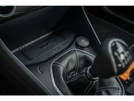 Ford Fiesta 1.0 EcoBoost Hybrid Titanium Cruise control | Parkeensensoren achter | Hill hold asist | Apple Ca... ActivLease financial lease
