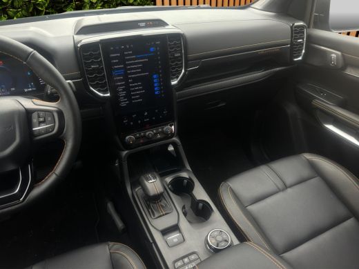 Ford Ranger Wildtrak Dubbel Cabine Plug-in Hybride Raptor Edition | Bullbar | Black Pack | LED | 5 pers. | Un... ActivLease financial lease