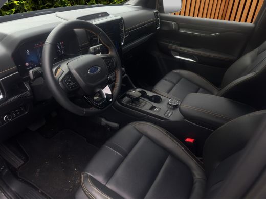 Ford Ranger Wildtrak Dubbel Cabine Plug-in Hybride Raptor Edition | Bullbar | Black Pack | LED | 5 pers. | Un... ActivLease financial lease