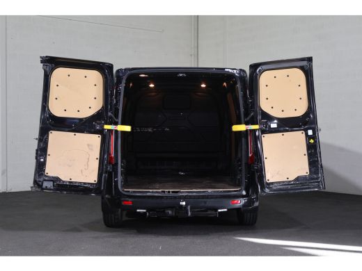 Ford Transit Custom 2.0 TDCI L2 H1 Limited Automaat Airco Camera ActivLease financial lease