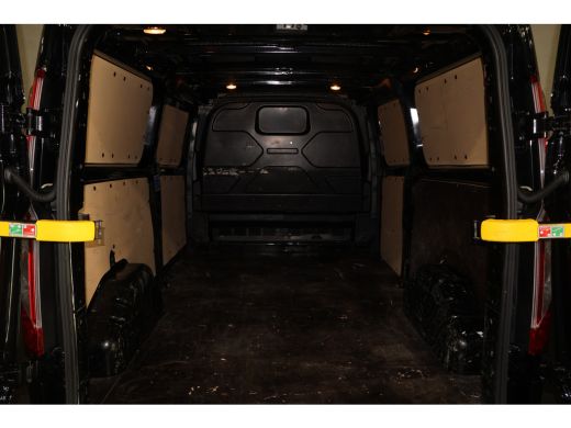 Ford Transit Custom 2.0 TDCI L2 H1 Limited Automaat Airco Camera ActivLease financial lease