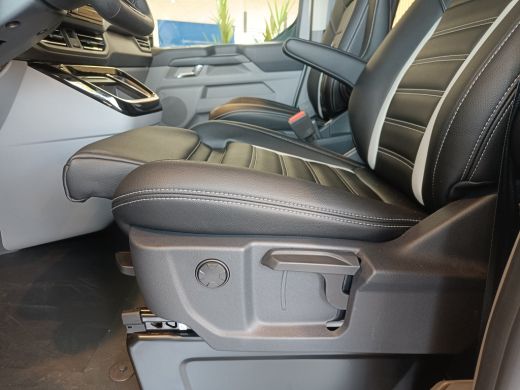 Ford Transit Custom 320 2.5 PHEV L2H1 Grey Platinum Dubbel Cabine ActivLease financial lease