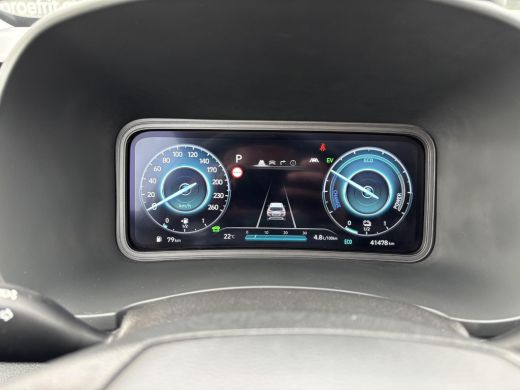 Hyundai Kona 1.6 GDI HEV Fashion Sky | SChuif- kanteldak | Trekhaak | Head-up display | Adaptieve cruise contr... ActivLease financial lease
