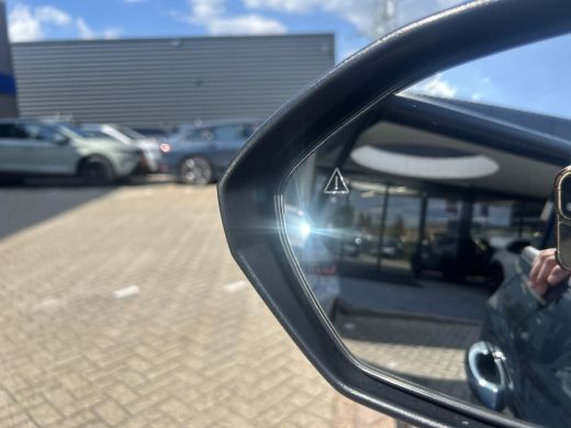 Hyundai Tucson 1.6 T-GDI HEV Premium | Trekhaak | Stoelverwarming & ventilatie | Stuurverwarming | Elek. stoelen... ActivLease financial lease