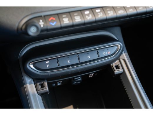 Jeep Avenger 1.2 e-Hybrid Longitude | Adaptive Cruise Controle | Navigatie | Parkeersensoren | Apple Carplay &... ActivLease financial lease