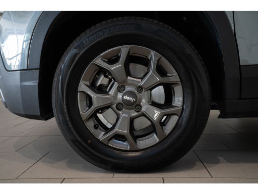Jeep Avenger 1.2 e-Hybrid Longitude | Adaptive Cruise Controle | Navigatie | Parkeersensoren | Apple Carplay &... ActivLease financial lease