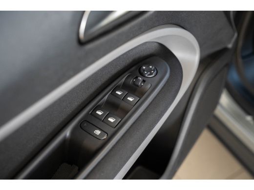 Jeep Avenger 1.2 e-Hybrid Longitude | Adaptive Cruise Controle | Navigatie | Parkeersensoren | LED | Apple Car... ActivLease financial lease