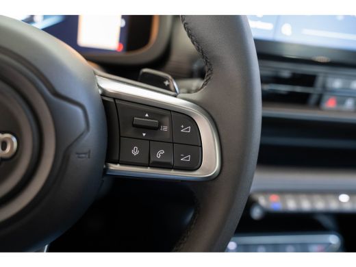 Jeep Avenger 1.2 e-Hybrid Longitude | Adaptive Cruise Controle | Navigatie | Parkeersensoren | LED | Apple Car... ActivLease financial lease