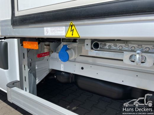 Mercedes-Benz eSprinter eSprinter 414 Koelwagen Dag & Nacht Carrier Transicold ActivLease financial lease