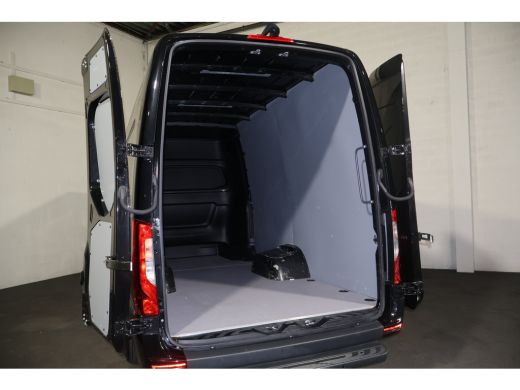 Mercedes-Benz Sprinter 519 CDI L4 H2 DC Aico Led Navigatie Camera BPM Vrij ActivLease financial lease