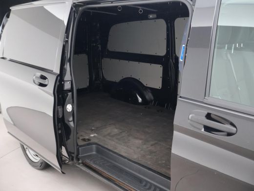 Mercedes-Benz Vito 119 CDI 190 PK AUT. EXTRA LANG + STANDKACHEL | TREKHAAK | CAMERA ActivLease financial lease