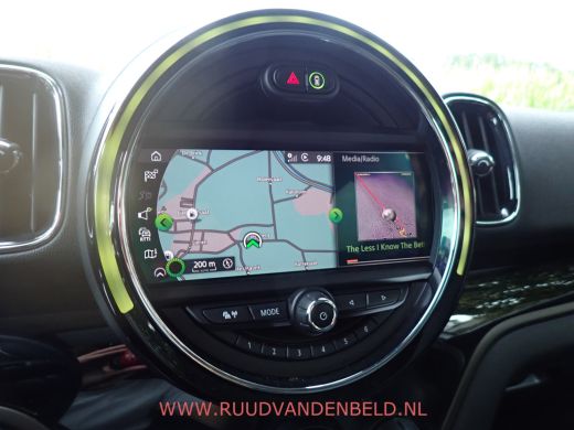 Mini Countryman 2.0 Cooper S KEYLESS / HEAD-UP / SCHUIF-KANTELDAK / CARPLAY ActivLease financial lease