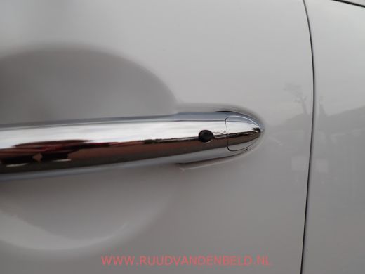 Mini Countryman 2.0 Cooper S KEYLESS / HEAD-UP / SCHUIF-KANTELDAK / CARPLAY ActivLease financial lease