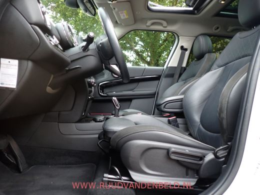 Mini Countryman 2.0 Cooper S KEYLESS / HEAD-UP / SCHUIF-KANTELDAK / CARPLAY ActivLease financial lease