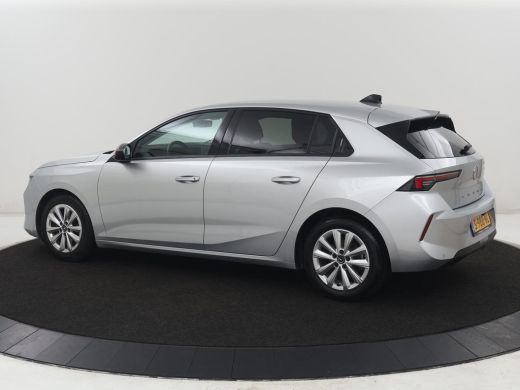 Opel Astra 1.2 Business Edition | Stuur/stoel verwarming | Carplay | Camera | Park assist | Adaptive cruise ... ActivLease financial lease