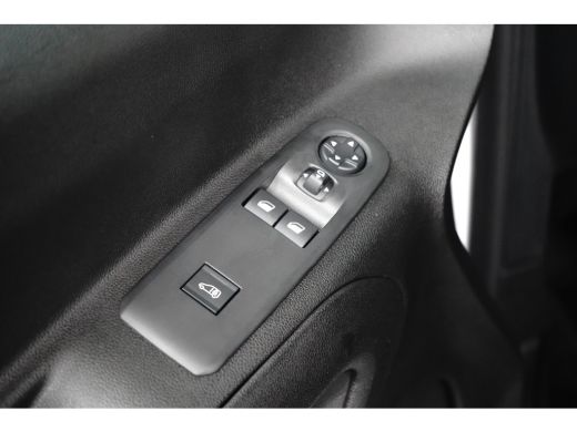Opel Combo 1.5 BlueHDi 100 S&S L1 | 2 zitplaatsen rechtsvoor | 3 zits | Airco ActivLease financial lease