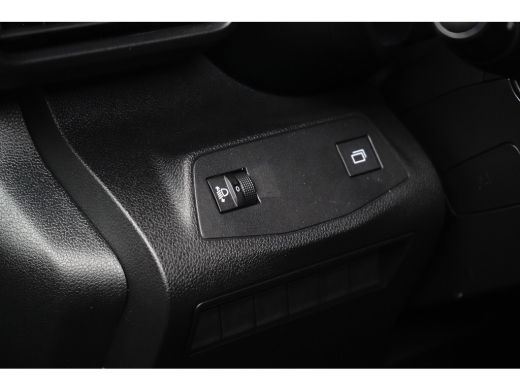 Opel Combo 1.5 BlueHDi 100 S&S L1 | 2 zitplaatsen rechtsvoor | 3 zits | Airco ActivLease financial lease