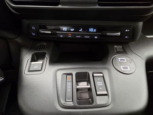 Opel Combo-e Standaard - Electric |  Reservewiel   | 8 jaar of 160.000 km fabrieksgarantie op het batterijpakk... ActivLease financial lease