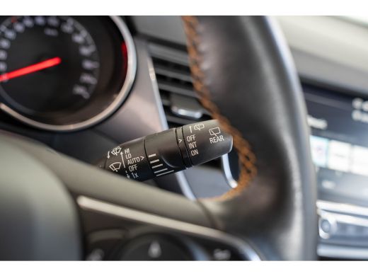 Opel Crossland X 1.2 Turbo 110PK Innovation | Climate Controle | Navigatie | Parkeersensoren | Apple Carplay & And... ActivLease financial lease