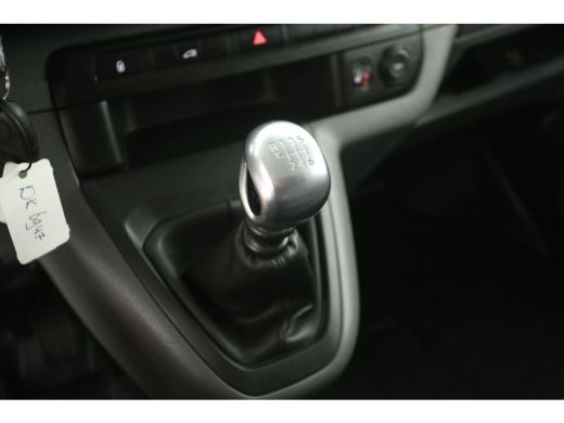 Opel Vivaro 2.0D L3H1 | Clima | Cruise | Carplay | 3 Zits | Parkeersens. | Stoelverwarming ActivLease financial lease