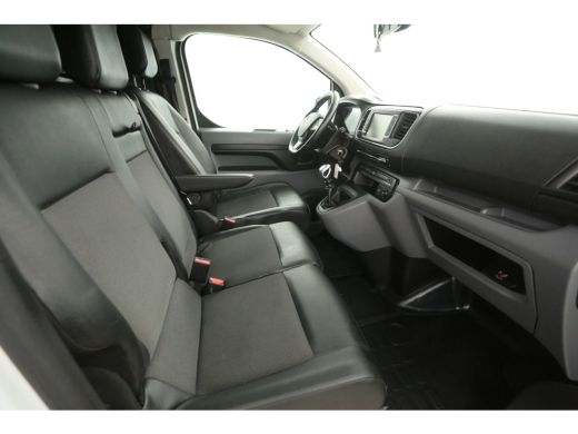 Opel Vivaro 2.0D L3H1 | Clima | Cruise | Carplay | 3 Zits | Parkeersens. | Stoelverwarming ActivLease financial lease