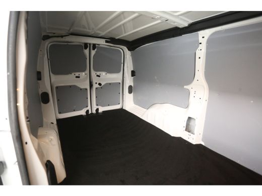 Opel Vivaro 2.0D L3H1 | Clima | Cruise | Carplay | 3 Zits | Parkeersens. | Stoelverwarming ActivLease financial lease