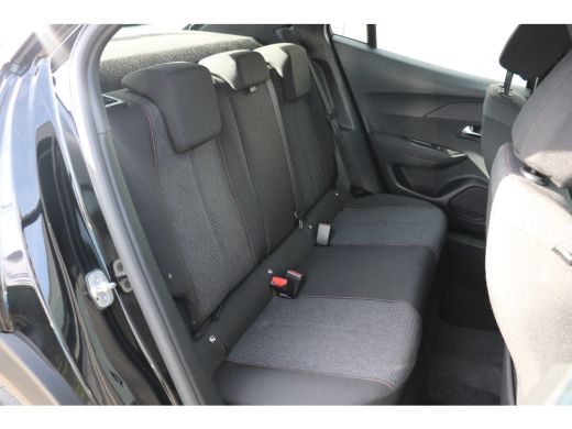 Peugeot 2008 1.2 Hybrid 136 Style | Airco | Parkeersensoren achter | LED Koplampen | Cruise control | DAB | ActivLease financial lease