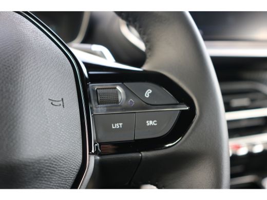 Peugeot 2008 1.2 Hybrid 136 Style | Airco | Parkeersensoren achter | LED Koplampen | Cruise control | DAB | ActivLease financial lease