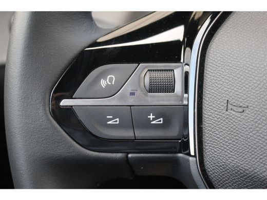Peugeot 2008 1.2 Hybrid 145 Allure | Adap. Cruise C. | Climate C. | CarPlay | PDC V&A | Half Leder | Navigatie... ActivLease financial lease