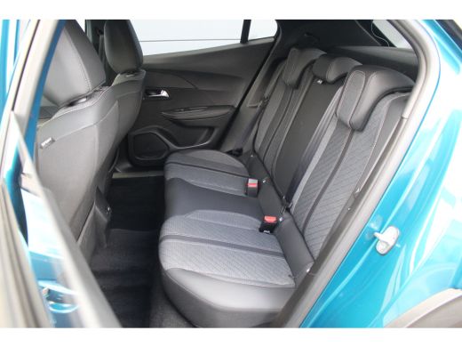 Peugeot 2008 1.2 Hybrid 145 Allure | Adap. Cruise C. | Climate C. | CarPlay | PDC V&A | Half Leder | Navigatie... ActivLease financial lease