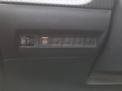 Peugeot 2008 1.2 PureTech Active Pack Trekhaak | Camera | Stoelverwarming | Full map navigatie | Carplay/andro... ActivLease financial lease