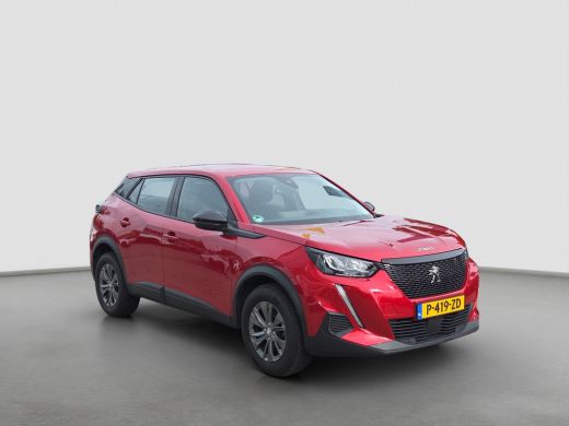 Peugeot 2008 1.2 PureTech Active Pack Trekhaak | Camera | Stoelverwarming | Full map navigatie | Carplay/andro... ActivLease financial lease