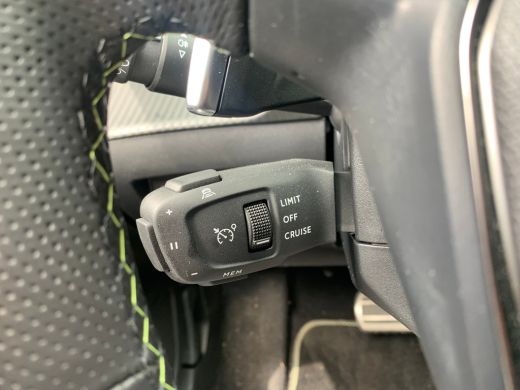 Peugeot 208 1.2 Hybrid 110 e-DCS6 GT Airco | 360 Camera | Cruise Control Adaptief | DAB | Keyless | LED | LMV... ActivLease financial lease