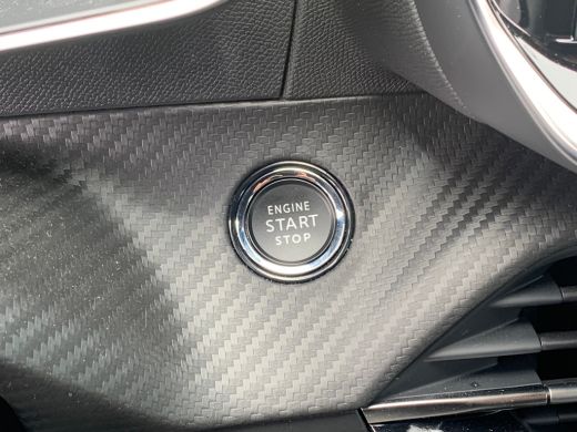 Peugeot 208 1.2 Hybrid 110 e-DCS6 GT Airco | 360 Camera | Cruise Control Adaptief | DAB | Keyless | LED | LMV... ActivLease financial lease