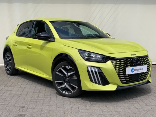 Peugeot 208 1.2 Hybrid 110 e-DCS6 GT Airco | 360 Camera | Cruise Control Adaptief | DAB | Keyless | LED | LMV... ActivLease financial lease
