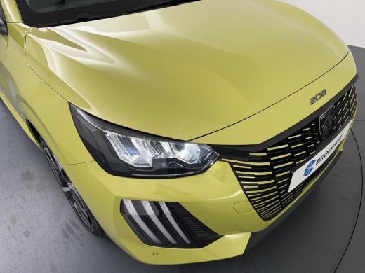 Peugeot 208 | Demo Deal | 1.2 Hybrid 110 e-DCS6 Business | Automatische verlichting | Elektrische parkeerrem ... ActivLease financial lease