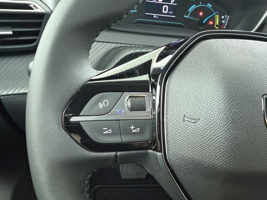 Peugeot 208 | Demo Deal | 1.2 Hybrid 110 e-DCS6 Business | Automatische verlichting | Elektrische parkeerrem ... ActivLease financial lease