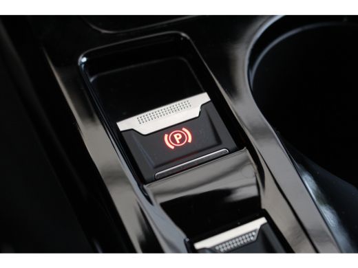 Peugeot 208 1.2 Hybrid 145 e-DCS6 GT | CarPlay | Full-LED | Climate & Cruise C. | KeyLess | Sfeerverl. | PDC ... ActivLease financial lease